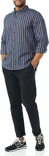 Goodthreads Men’s Slim-Fit Long-Sleeve Oxford Shirt