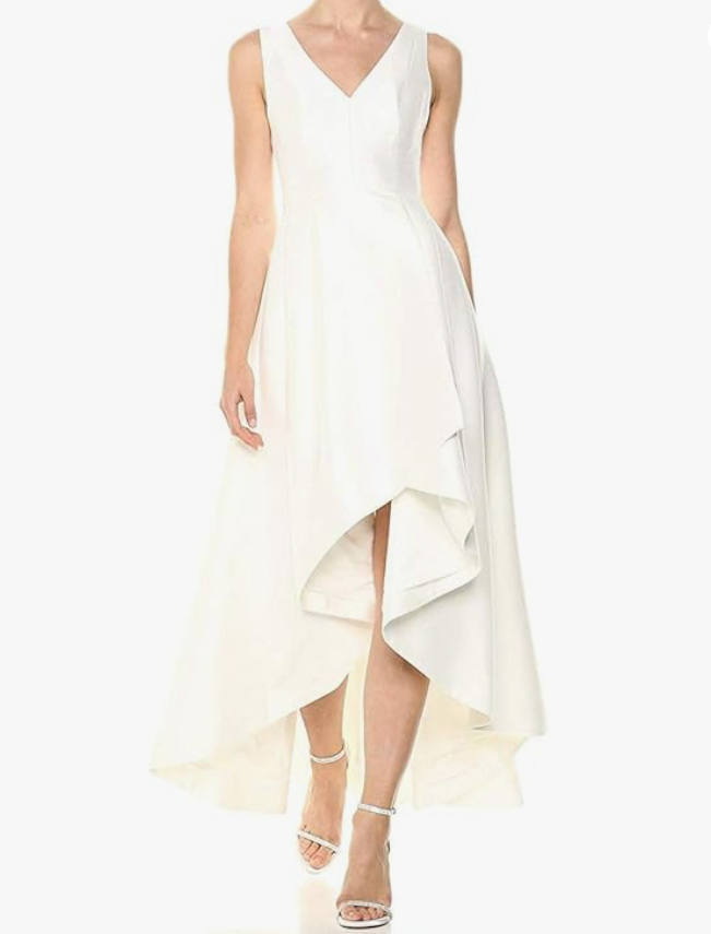 Calvin Klein Women’s Sleeveless Metallic Gown