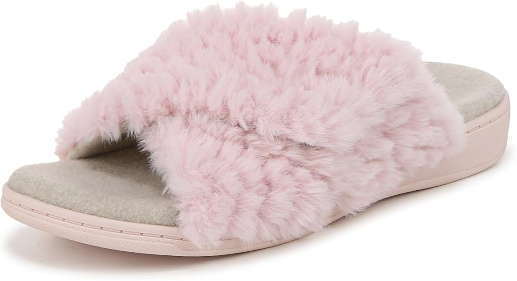 Vionic Women’s Relax Slipper Pump