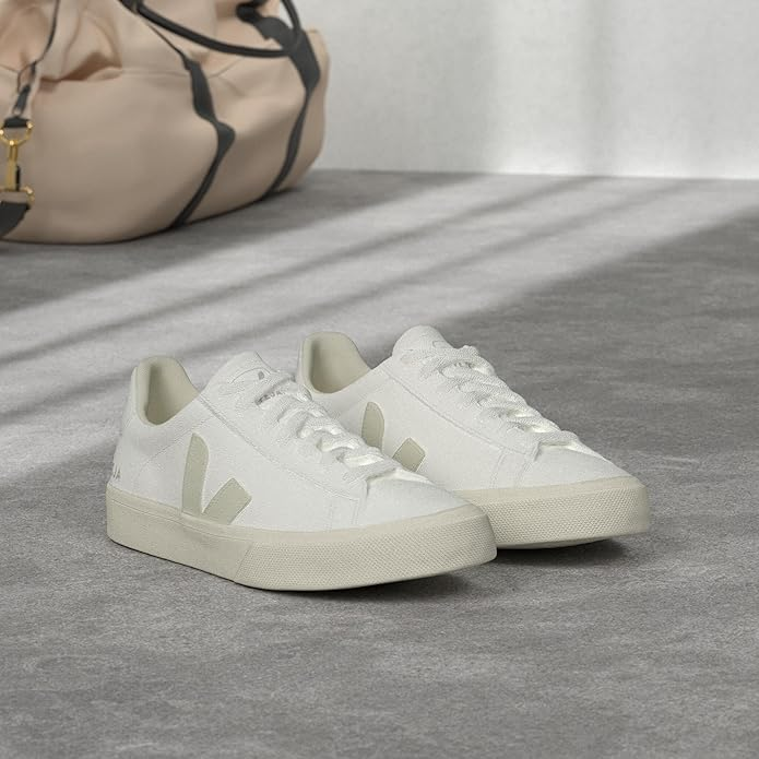 Veja Campo Leather Sneaker