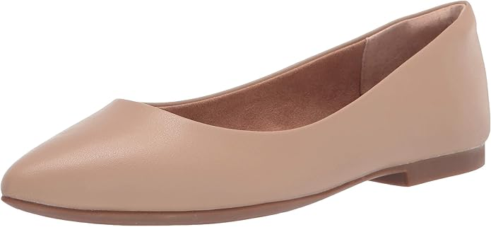 Best Flat Shoes to Wear with Dresses